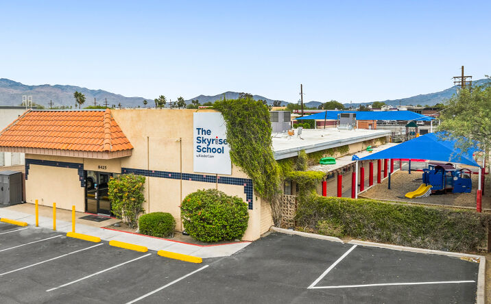Pictures of Retail property located at 8425 East Old Spanish Trail, Tucson, AZ 85710 for sales - image #1