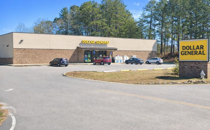 Pictures of Retail property located at 2420 Holtzclaw Rd, Cumming, GA 30041 for sales - image #1