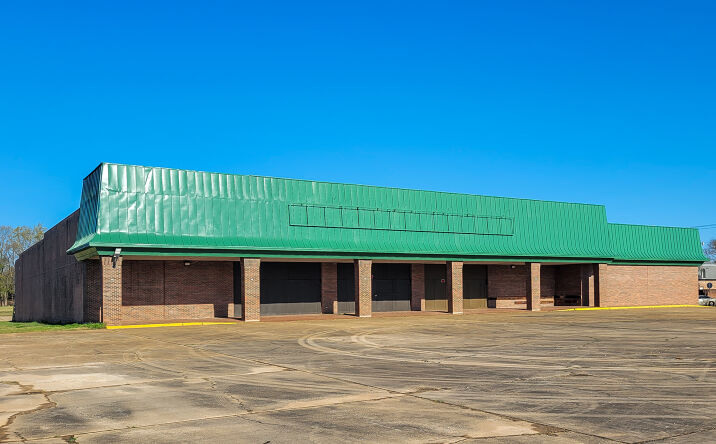 Pictures of Retail property located at 4606 Jackson Street, Alexandria, LA 71303 for sales - image #1