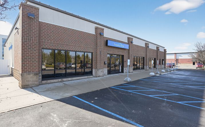 Pictures of Retail property located at 5511 COVENTRY LN, FORT WAYNE, IN 46804 for sales - image #1