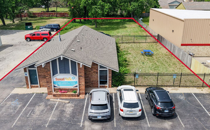 Pictures of Office property located at 231 N. West St., Wichita, KS 67203 for sales - image #1