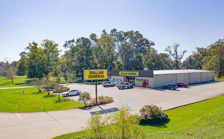 Pictures of Retail property located at 820 Eastside Drive, Newton, MS 39345 for sales - image #1