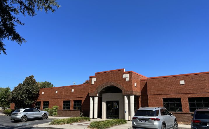 Pictures of Office property located at 11808 Kingston Pike, Knoxville, TN 37934 for sales - image #1