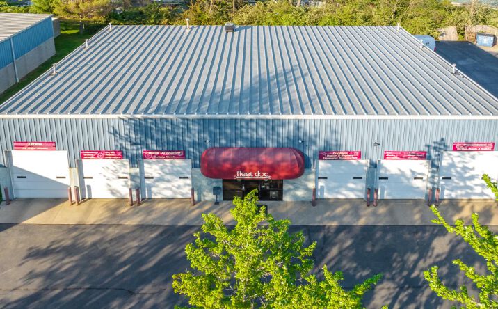 Pictures of Retail property located at 1031 Contract Street, Lexington, KY 40505 for sales - image #1