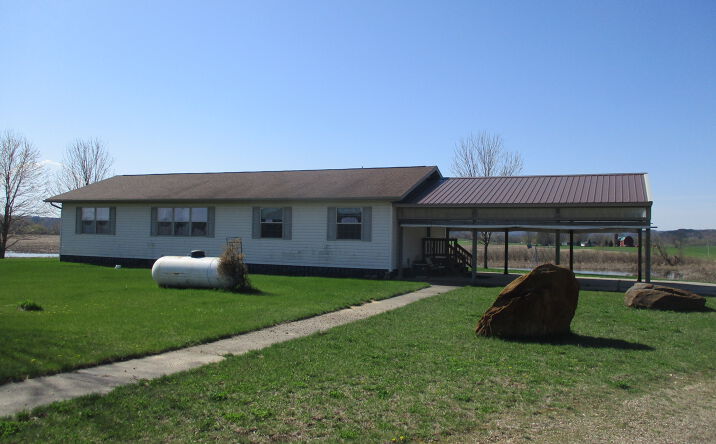Pictures of Mixed Use property located at N2952 Wisconsin 58, Mauston, WI 53948 for sales - image #1