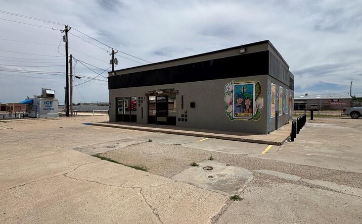 Pictures of Retail property located at 302 E Dickinson Blvd, Fort Stockton, TX 79735 for sales - image #1