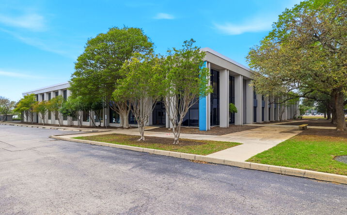 Pictures of Office property located at 4318 Woodcock Drive, San Antonio, TX 78228 for sales - image #1