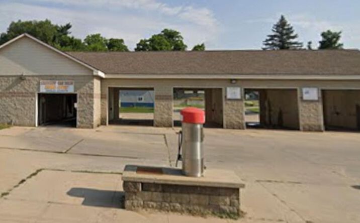 Pictures of Retail, Special Purpose property located at 506 W. 7th Street, Evart, MI 78701-3184 for sales - image #1
