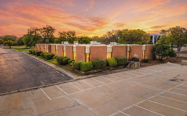 Pictures of Office property located at 4410 W Piedras Drive, San Antonio, TX 78228 for sales - image #1