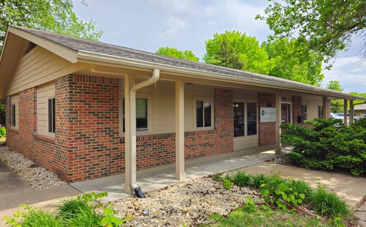 Pictures of Office property located at 2310 Anderson Avenue, Manhattan, KS 66502 for sales - image #1