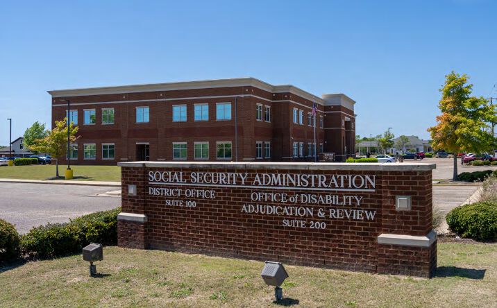 Pictures of Office property located at 4344 Carmichael Road, Montgomery, AL 36106 for sales - image #1