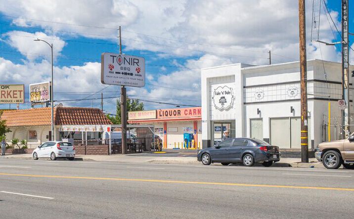 Pictures of Retail property located at 7601 Vineland Avenue, Los Angeles, CA 91352 for sales - image #1