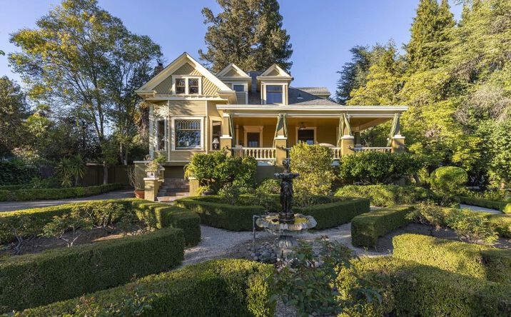 Pictures of Hospitality property located at 25 W Grant Street, Healdsburg, CA 95448 for sales - image #1