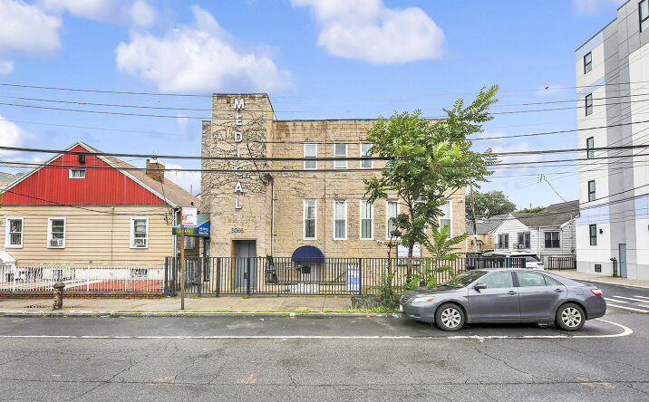 Pictures of Office property located at 3099 CONEY ISLAND AVE, BROOKLYN, NY 11235 for sales - image #1