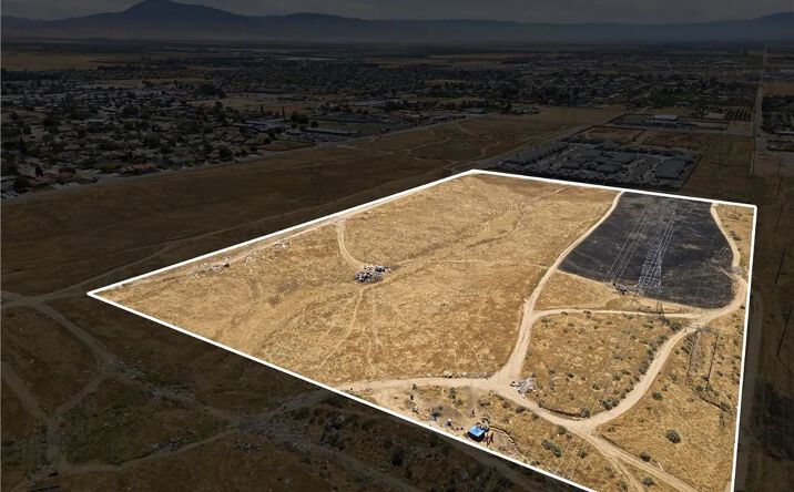 Pictures of Land property located at Apn# 132-010-13, Bakersfield, CA 93306 for sales - image #1