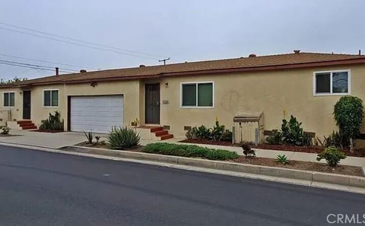 Pictures of Multifamily property located at 3661 Webster, Long Beach, CA 90810 for sales - image #1