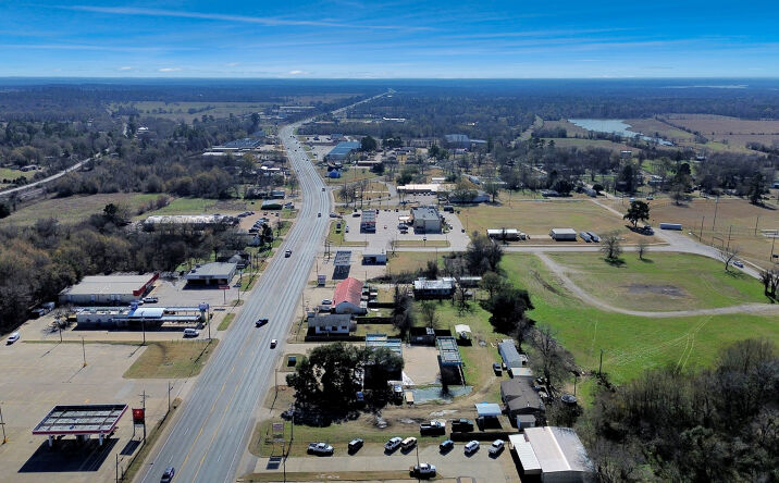 Pictures of Retail, Special Purpose, Business for Sale property located at 452 South Robb Street, Trinity, TX 75862 for sales - image #1