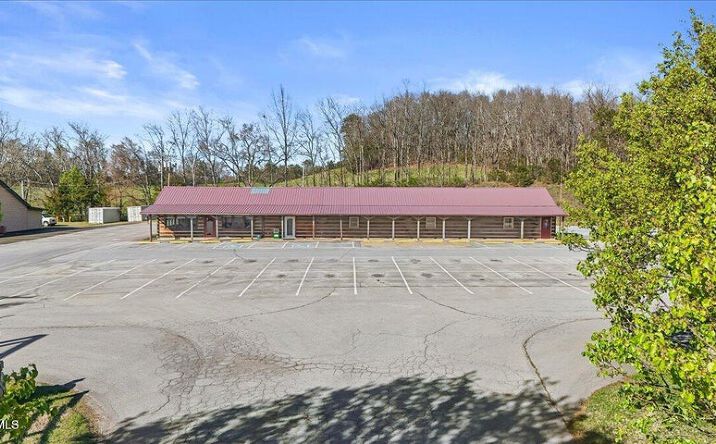 Pictures of Office, Special Purpose property located at 3124 West Andrew Johnson Highway, Greeneville, TN 37743 for sales - image #1