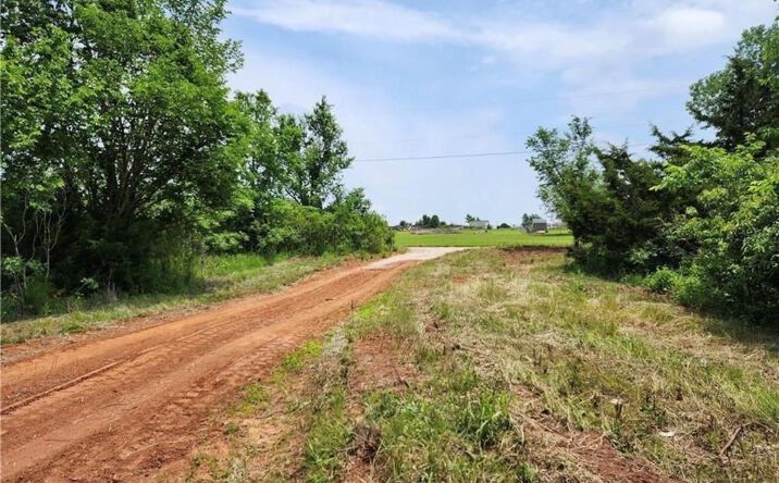 Pictures of Land property located at 915 Bell Lane, Blanchard, OK 73010 for sales - image #1