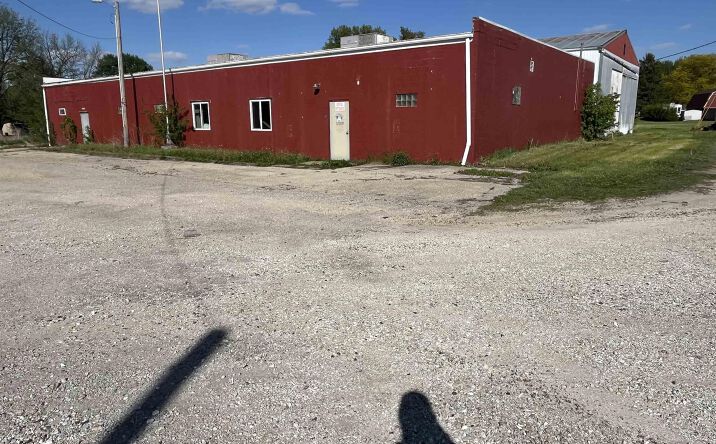 Pictures of Industrial property located at 431 N 11TH Avenue, Monmouth, IL 61462 for sales - image #1