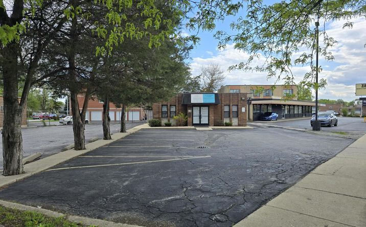 Pictures of Industrial, Office, Retail, Special Purpose property located at 9629 SOUTHWEST Highway, Oak Lawn, IL 60453 for sales - image #1