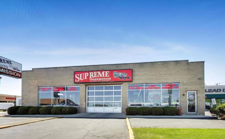 Pictures of Business for Sale, Retail property located at 18W325 Roosevelt Road, Oakbrook Terrace, IL 60181 for sales - image #1