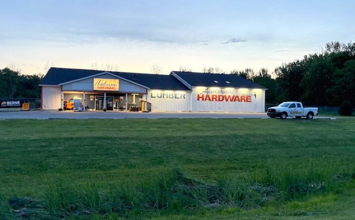 Pictures of Retail property located at 3100 Clifty Dr., Madison, IN 47250 for sales - image #1