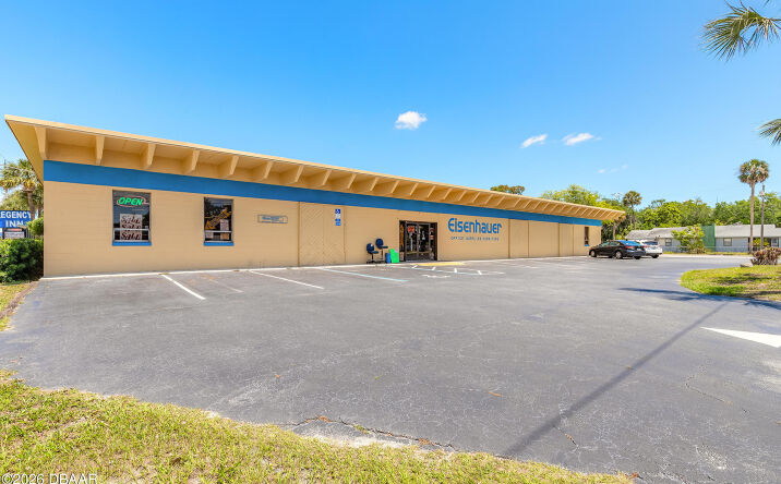 Pictures of Retail, Office, Mixed Use property located at 601 N Ridgewood Avenue, Daytona Beach, FL 32114 for sales - image #1