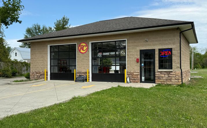 Pictures of Retail property located at 600 N Main Street, Baltimore, OH 43105 for sales - image #1
