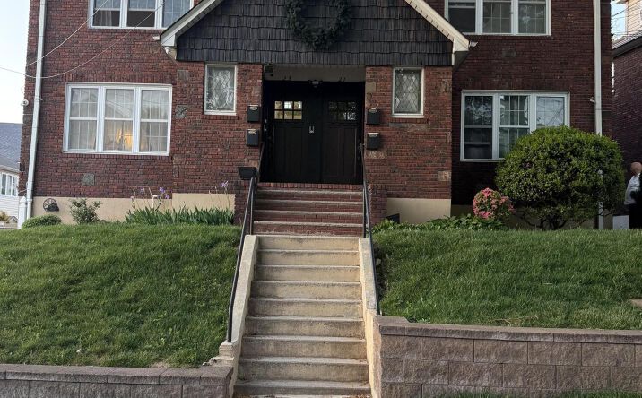 Pictures of Multifamily property located at 21-23 Holbernt Court, Staten Island, NY 10302 for sales - image #1