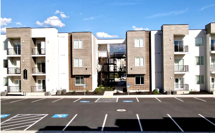 Pictures of Multifamily property located at 1126 West 250 South, American Fork, UT 84003 for sales - image #1