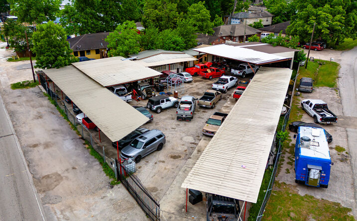 Pictures of Industrial, Special Purpose property located at 32 Berry Road, Houston, TX 77022 for sales - image #1