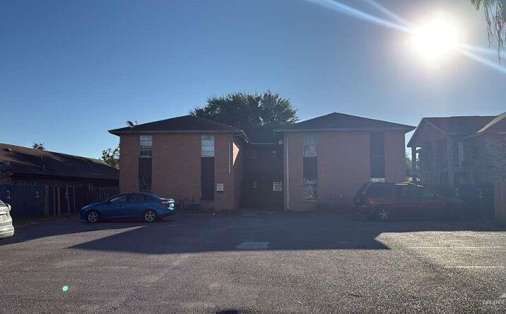 Pictures of Multifamily property located at 2300 N 32nd Street, McAllen, TX 78501 for sales - image #1