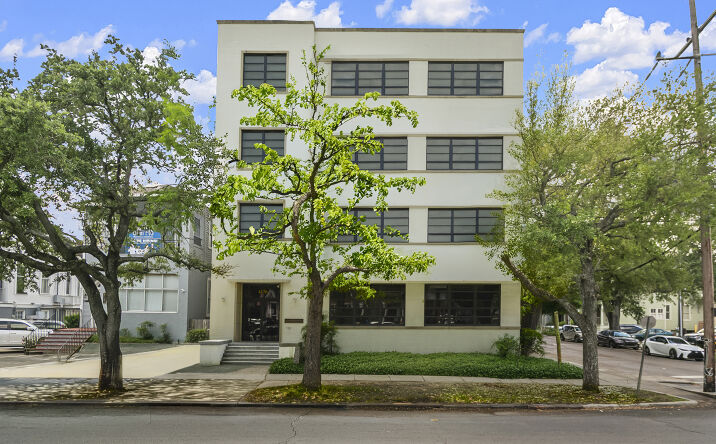 Pictures of Multifamily, Office, Mixed Use property located at 4176 Canal Street, New Orleans, LA 70119 for sales - image #1