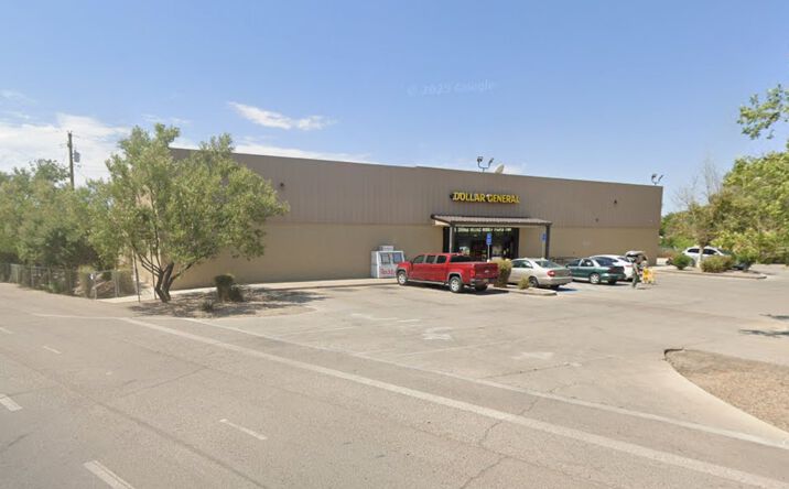 Pictures of Retail property located at 7615 Isleta Blvd SW, Albuquerque, NM 87105 for sales - image #1