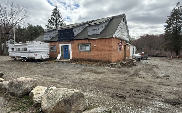 Pictures of Retail, Multifamily, Mixed Use property located at 440 Boston Road, Wilbraham, MA 01095 for sales - image #1