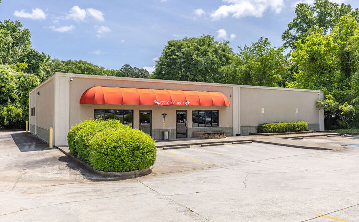 Pictures of Retail, Office property located at 2787 South Cobb Drive Southeast, Smyrna, GA 30080 for sales - image #1