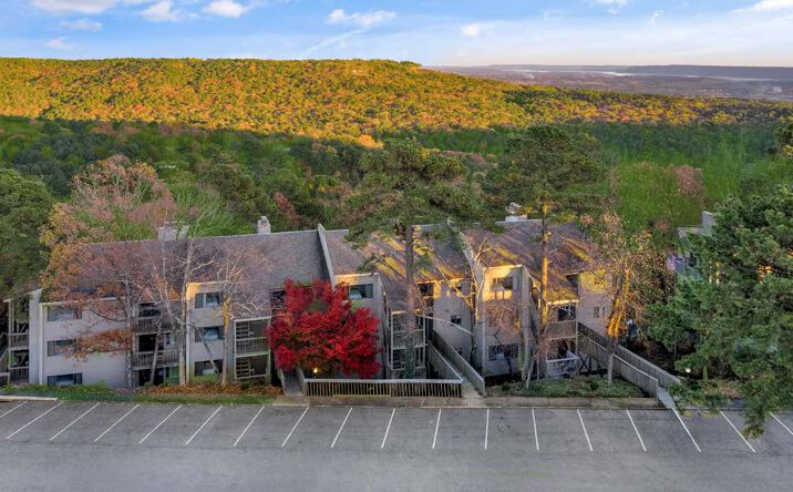 Pictures of Multifamily, Hospitality property located at 110 Village Lane, Fairfield Bay, AR 72088 for sales - image #1