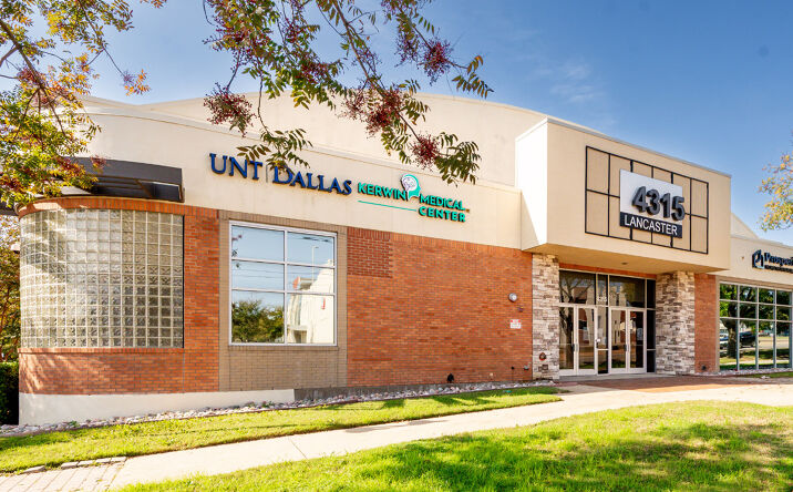 Pictures of Retail, Office property located at 4315 S Lancaster Rd, Dallas, TX 75216-7105 for sales - image #1