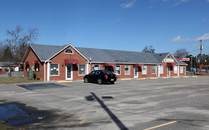 Pictures of Retail property located at 110 C Lockemy Highway, Dillon, SC 29536 for sales - image #1