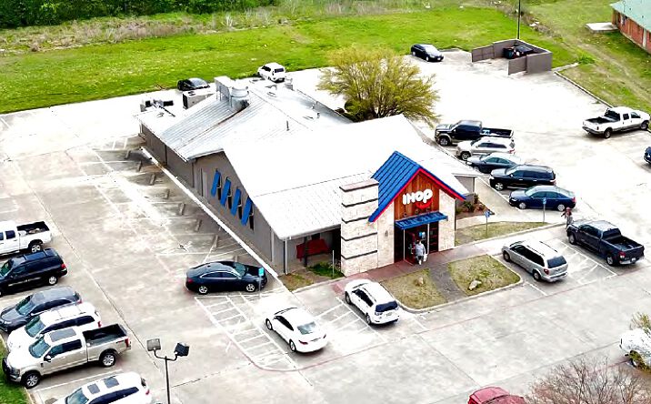 Pictures of Retail property located at 1220 Mockingbird Lane, Sulphur Springs, TX 75482 for sales - image #1