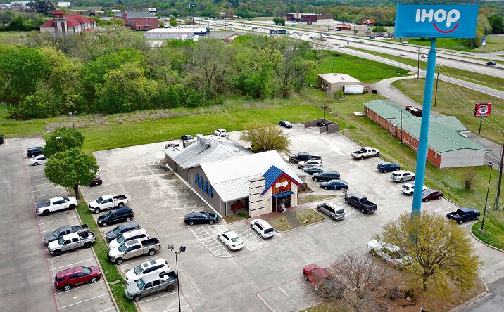 Pictures of Retail property located at 1220 Mockingbird Lane, Sulphur Springs, TX 75482 for sales - image #1