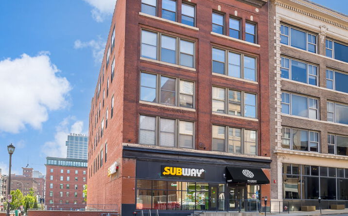 Pictures of Multifamily, Mixed Use property located at 905 Broadway Boulevard, KCMO, MO 64105 for sales - image #1
