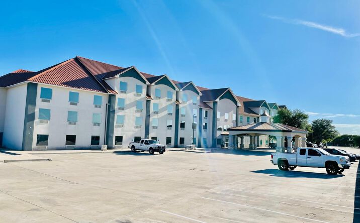 Pictures of Hospitality property located at 2127 North Esplanade Street, Cuero, TX 77954 for sales - image #1