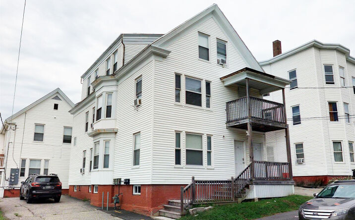 Pictures of Multifamily property located at 127 Howe Street, Lewiston, ME 04240 for sales - image #1