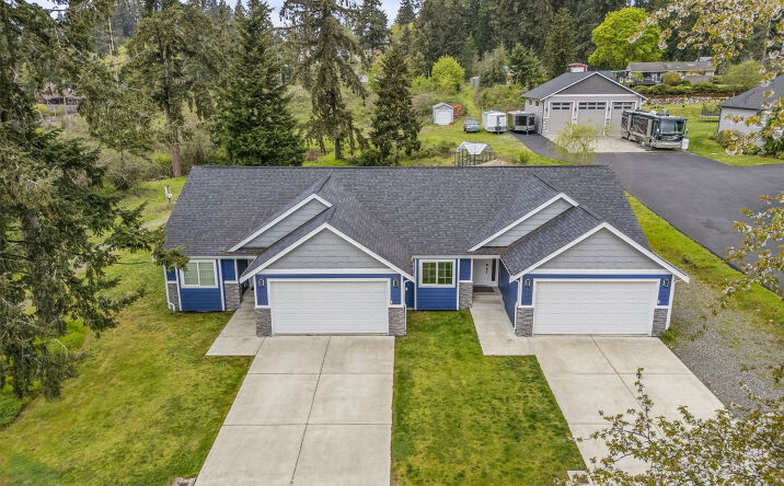 Pictures of Multifamily property located at 12926 78th Avenue East, Puyallup, WA 98373 for sales - image #1