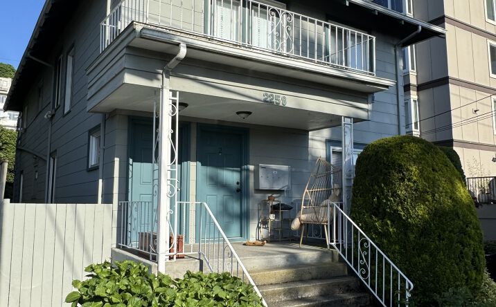 Pictures of Multifamily property located at 2258 14TH AVE W, SEATTLE, WA 98119 for sales - image #1