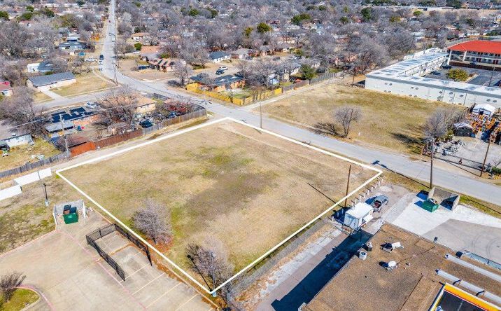 Pictures of Retail, Land property located at 1 Hyde Park Drive, Mesquite, TX 75150 for sales - image #1