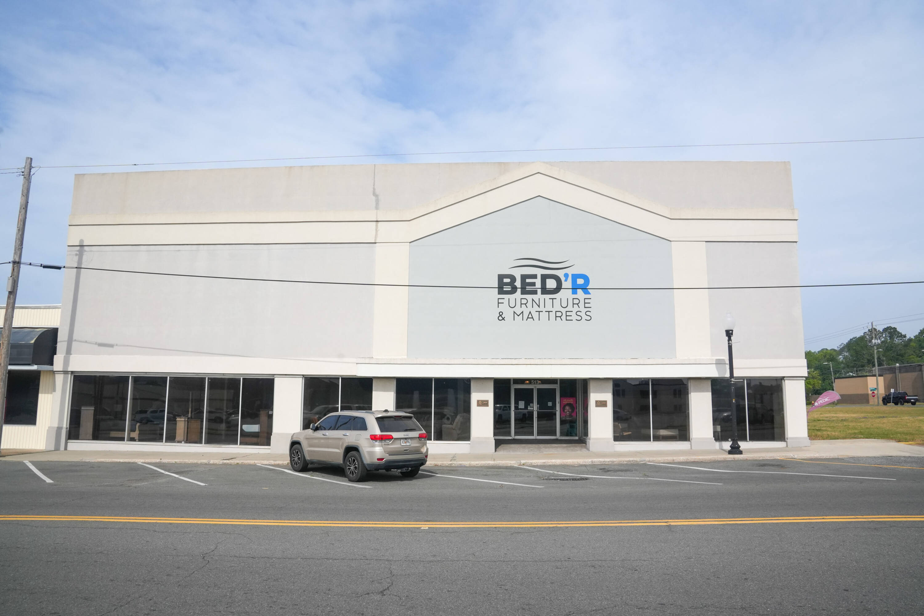 513 Tebeau St, Waycross, GA 31501