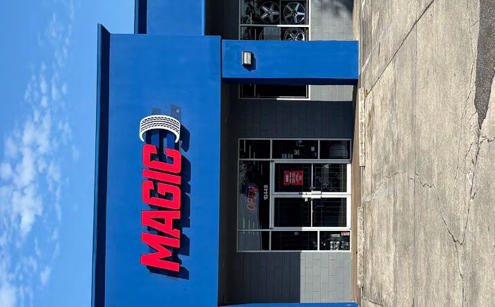 Pictures of Retail property located at 10448 Atlantic Avenue, Jacksonville, FL 32505 for sales - image #1